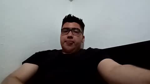 Snapshot of _leclerc_ chatting on February 4, 6:46 am _leclerc_ online show from February 4, 6:46 am