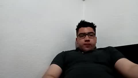 Snapshot of _leclerc_ chatting on February 8, 12:28 am _leclerc_ online show from February 8, 12:28 am