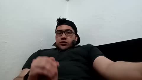 Snapshot of _leclerc_ chatting on February 12, 12:44 pm _leclerc_ online show from February 12, 12:44 pm