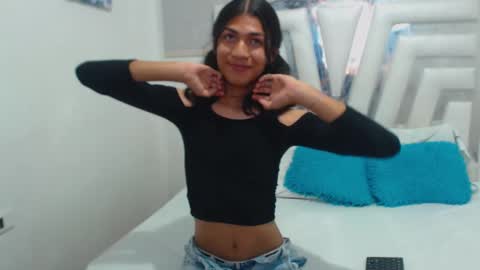 _lexx1e online show from December 11, 5:15 pm