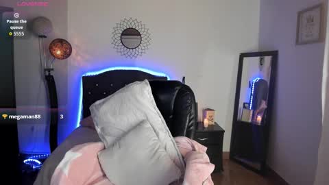 Lia online show from December 16, 2:33 pm