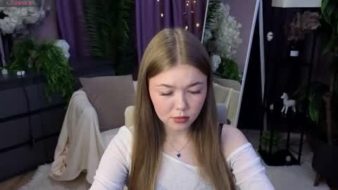 _liilcrystal_ online show from June 21, 6:54 pm