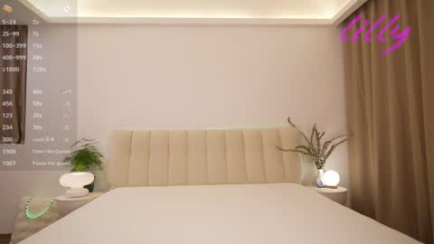 _lillilly_ online show from September 15, 4:56 am