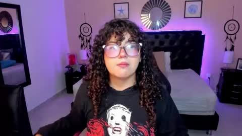 Liily online show from March 21, 4:39 am