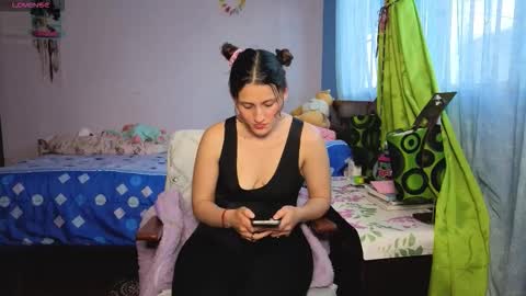 Lindasy online show from November 12, 9:03 pm