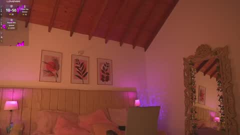 Lissana online show from October 6, 9:45 pm