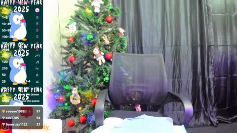 Mily online show from December 28, 1:29 am