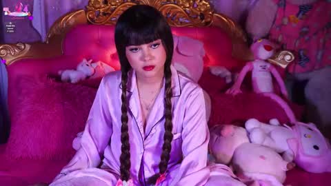 Snapshot of _little_glrl_ chatting on November 19, 10:26 am _little_glrl_ online show from November 19, 10:26 am