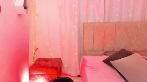 Ivy 3 online show from January 17, 10:12 pm