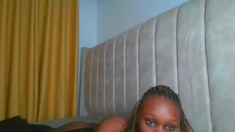Littlevenus online show from September 16, 3:35 pm