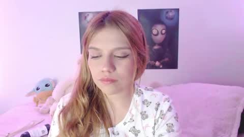 Sofia 3 online show from May 26, 2:18 am