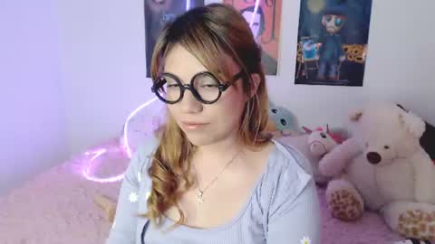 Sofia 3 online show from August 4, 3:43 am