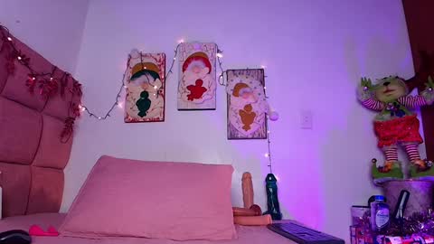 Lorrayne online show from December 28, 12:03 pm