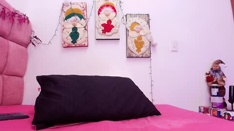 Lorrayne online show from January 2, 11:52 am