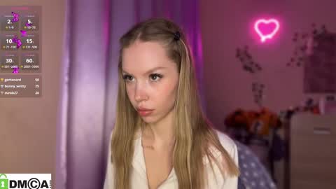 Katie online show from October 8, 9:45 pm