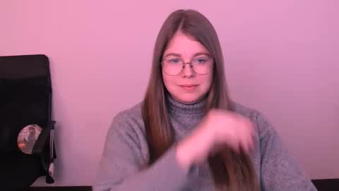 Mary online show from November 1, 8:49 am