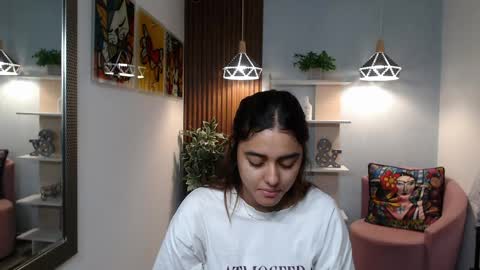 Lucy online show from June 5, 11:05 am