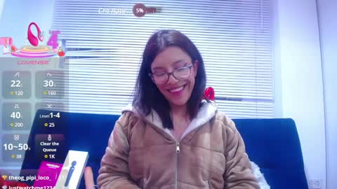 Snapshot of _lucysmith chatting on February 26, 8:48 am Lucy online show from February 26, 8:48 am