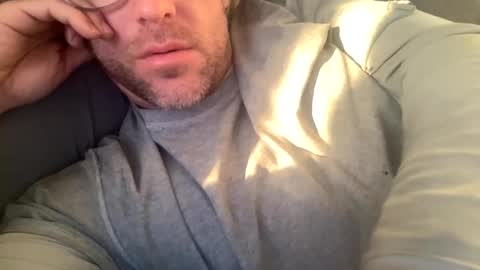 _lululeo_ online show from March 26, 2:17 am