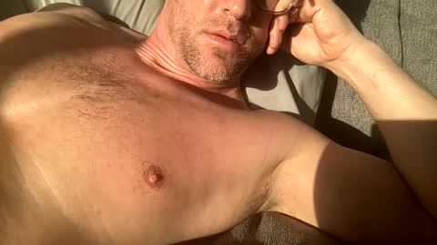 Snapshot of _lululeo_ chatting on April 9, 1:27 am _lululeo_ online show from April 9, 1:27 am