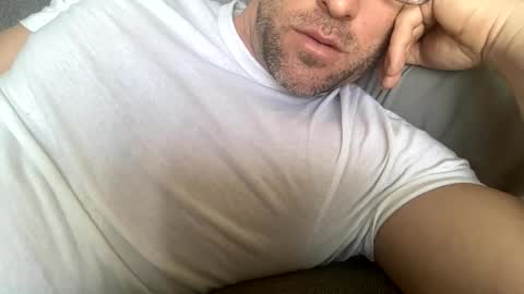 Snapshot of _lululeo_ chatting on April 19, 7:49 pm _lululeo_ online show from April 19, 7:49 pm