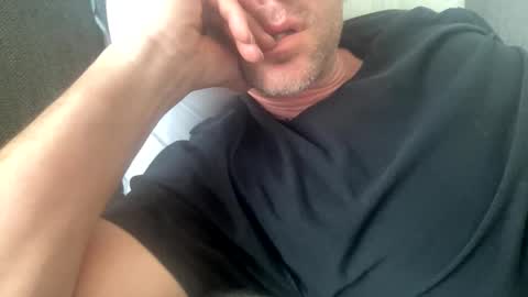 Snapshot of _lululeo_ chatting on May 7, 1:22 am _lululeo_ online show from May 7, 1:22 am