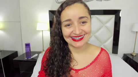  luna  sweet  online show from January 26, 3:27 am