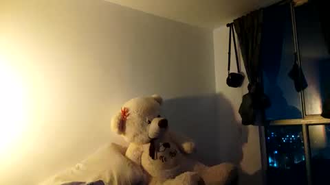 Snapshot of _lunaa__ chatting on December 3, 4:25 am _lunaa__ online show from December 3, 4:25 am