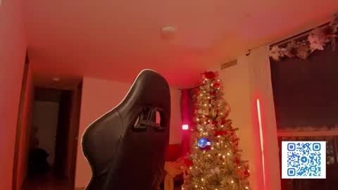 Snapshot of _lunaa__ chatting on December 7, 3:04 am _lunaa__ online show from December 7, 3:04 am