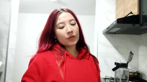 Snapshot of _lunaa__ chatting on February 20, 2:51 am _lunaa__ online show from February 20, 2:51 am