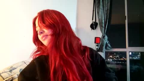 Snapshot of _lunaa__ chatting on March 5, 1:42 am _lunaa__ online show from March 5, 1:42 am