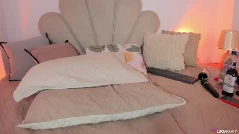Snapshot of _luuciana_ chatting on May 16, 10:36 am _luuciana_ online show from May 16, 10:36 am