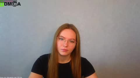 Snapshot of _lysafeta_ chatting on February 19, 6:22 am Welcome guys Pleasure to see you all here My name is Lysafeta and MichaelaTip menu is active Private is open online show from February 19, 6:22 am