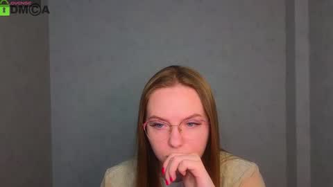 Welcome guys  Pleasure to see you all here  My name is Lysafeta and MichaelaTip menu is active Private is open  online show from March 3, 3:23 am