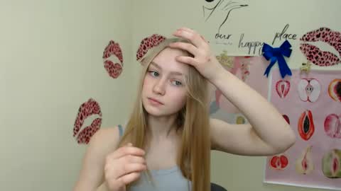 Clara online show from December 20, 9:21 am