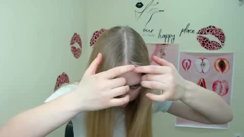 Clara online show from February 8, 6:54 am