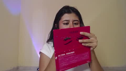 Maia online show from February 16, 1:27 pm