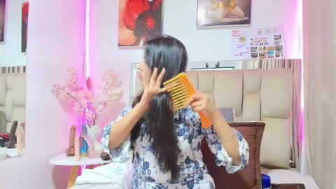 _marcela__ online show from May 24, 11:48 am