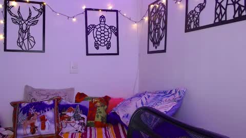 Marce  online show from December 3, 11:02 pm