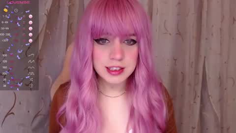 Snapshot of _marcelline_ chatting on December 11, 8:36 am Kira online show from December 11, 8:36 am