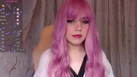 Snapshot of _marcelline_ chatting on December 13, 7:36 am Kira online show from December 13, 7:36 am