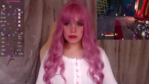 Snapshot of _marcelline_ chatting on December 15, 1:54 pm Kira online show from December 15, 1:54 pm