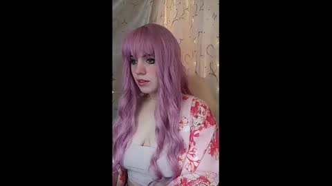 Snapshot of _marcelline_ chatting on January 4, 11:43 am Kira online show from January 4, 11:43 am