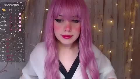 Snapshot of _marcelline_ chatting on January 7, 8:24 am Kira online show from January 7, 8:24 am