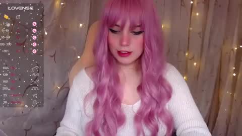 Snapshot of _marcelline_ chatting on January 10, 12:26 pm Kira online show from January 10, 12:26 pm