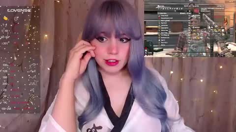 Snapshot of _marcelline_ chatting on February 1, 11:43 am Kira online show from February 1, 11:43 am