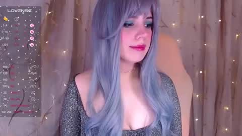 Snapshot of _marcelline_ chatting on February 18, 11:33 am Kira online show from February 18, 11:33 am