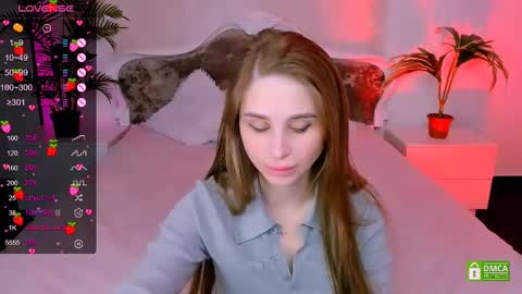 Snapshot of _mari_clark chatting on March 10, 2:17 am Eva online show from March 10, 2:17 am