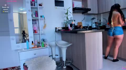 Maria Angel online show from June 5, 6:02 pm