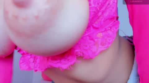 Maria online show from April 14, 6:03 pm